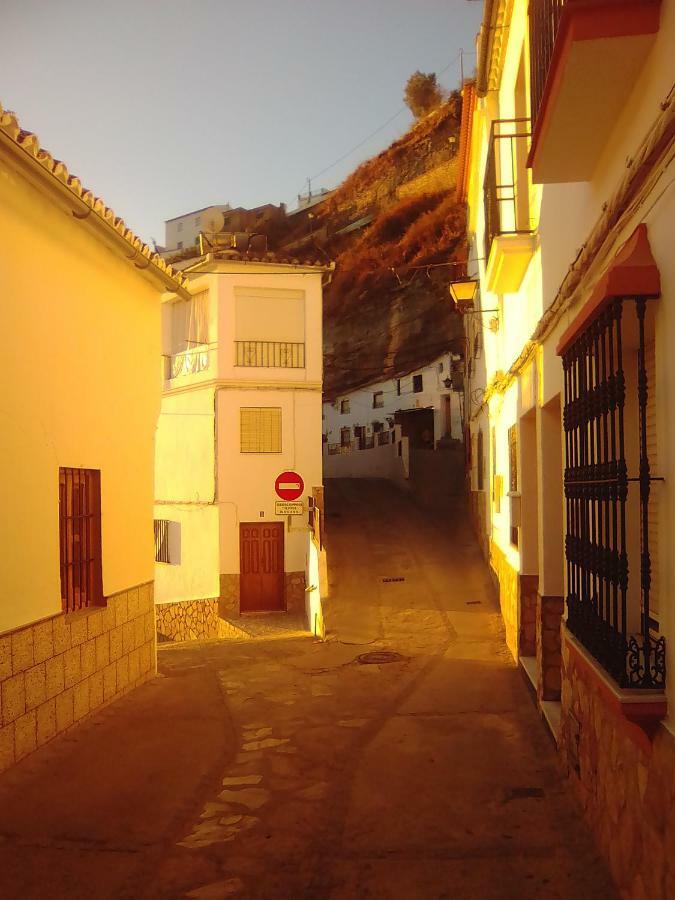 Casa Rural Balcones De Setenil Setenil De Las Bodegas Luaran gambar